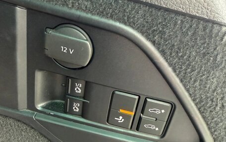 Volkswagen Touareg III, 2011 год, 1 780 000 рублей, 14 фотография