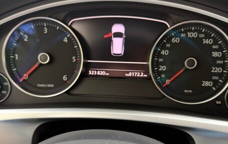 Volkswagen Touareg III, 2011 год, 1 780 000 рублей, 13 фотография