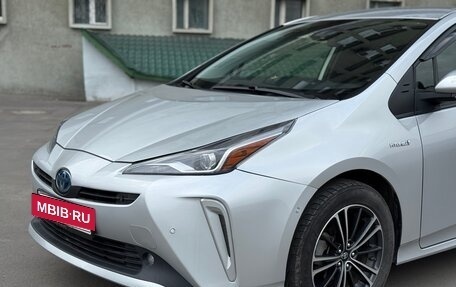 Toyota Prius IV XW50, 2020 год, 2 150 000 рублей, 20 фотография