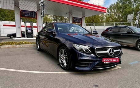 Mercedes-Benz E-Класс, 2018 год, 4 100 000 рублей, 5 фотография