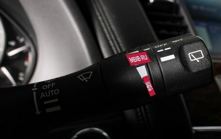 Nissan Patrol, 2013 год, 2 259 000 рублей, 17 фотография