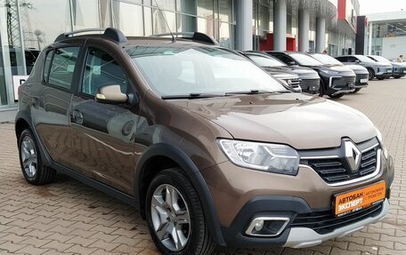 Renault Sandero II рестайлинг, 2020 год, 1 060 000 рублей, 3 фотография