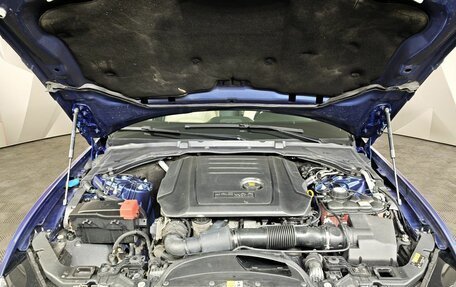 Jaguar XE I рестайлинг, 2016 год, 1 893 000 рублей, 11 фотография