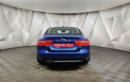 Jaguar XE I рестайлинг, 2016 год, 1 893 000 рублей, 8 фотография