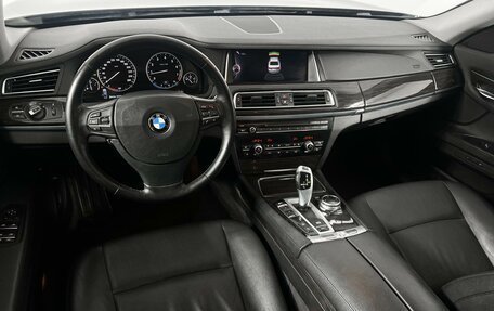 BMW 7 серия, 2015 год, 2 299 900 рублей, 6 фотография
