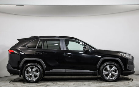 Toyota RAV4, 2021 год, 3 299 000 рублей, 4 фотография
