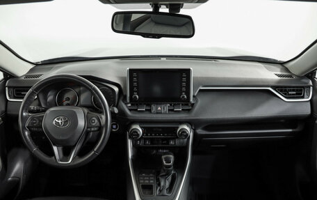 Toyota RAV4, 2021 год, 3 299 000 рублей, 10 фотография