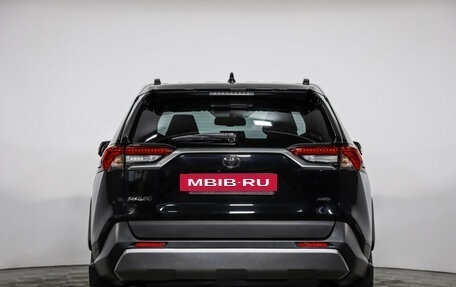 Toyota RAV4, 2021 год, 3 299 000 рублей, 6 фотография
