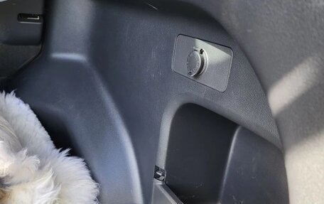 Toyota RAV4, 2021 год, 3 850 000 рублей, 5 фотография