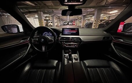 BMW 5 серия, 2019 год, 3 350 000 рублей, 18 фотография