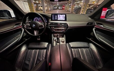BMW 5 серия, 2019 год, 3 350 000 рублей, 14 фотография