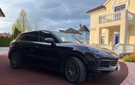 Porsche Cayenne III, 2021 год, 8 900 000 рублей, 3 фотография