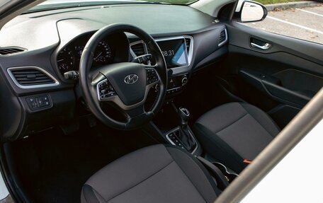 Hyundai Solaris II рестайлинг, 2020 год, 1 195 000 рублей, 13 фотография