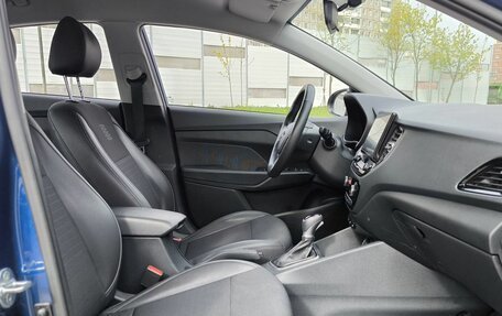 Hyundai Solaris II рестайлинг, 2022 год, 1 625 000 рублей, 8 фотография