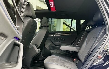 Volkswagen Tiguan, 2026 год, 4 999 000 рублей, 29 фотография