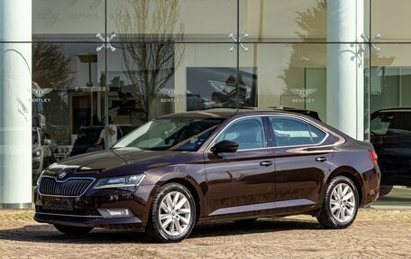 Skoda Superb III рестайлинг, 2018 год, 1 735 000 рублей, 1 фотография