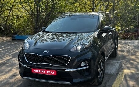 KIA Sportage IV рестайлинг, 2018 год, 2 200 000 рублей, 1 фотография