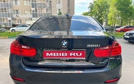 BMW 3 серия, 2015 год, 1 750 000 рублей, 4 фотография