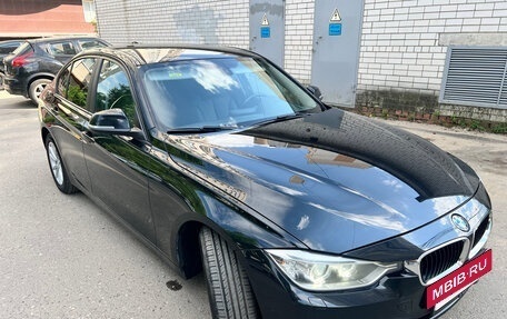 BMW 3 серия, 2015 год, 1 750 000 рублей, 2 фотография
