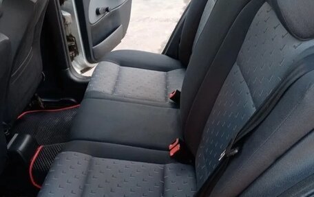 Skoda Octavia, 2005 год, 400 000 рублей, 10 фотография