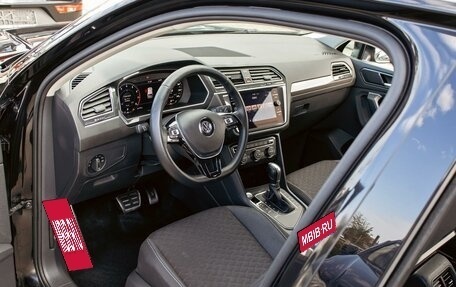 Volkswagen Tiguan II, 2019 год, 2 545 000 рублей, 15 фотография
