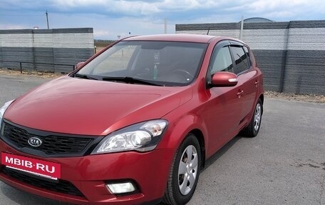 KIA cee'd I рестайлинг, 2010 год, 630 000 рублей, 2 фотография