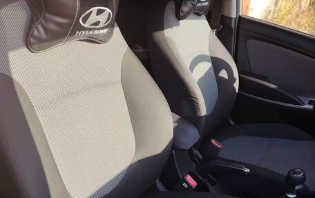Hyundai Solaris II рестайлинг, 2014 год, 840 000 рублей, 8 фотография