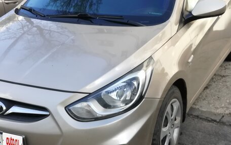 Hyundai Solaris II рестайлинг, 2014 год, 840 000 рублей, 20 фотография