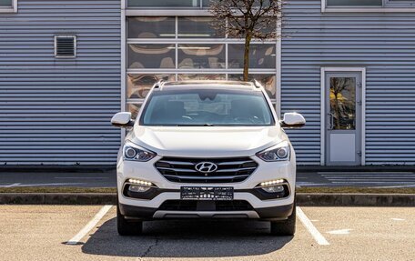 Hyundai Santa Fe III рестайлинг, 2018 год, 1 695 000 рублей, 2 фотография