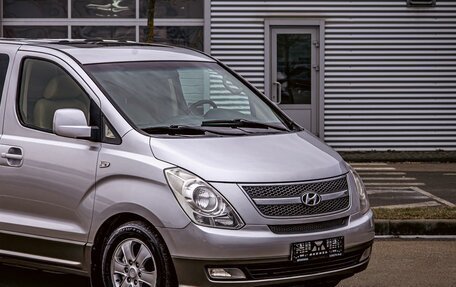 Hyundai Grand Starex Grand Starex I рестайлинг 2, 2015 год, 1 395 000 рублей, 7 фотография