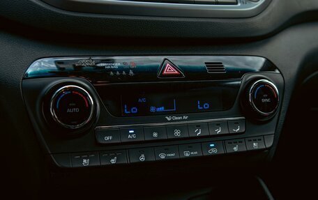 Hyundai Tucson III, 2018 год, 1 635 000 рублей, 15 фотография
