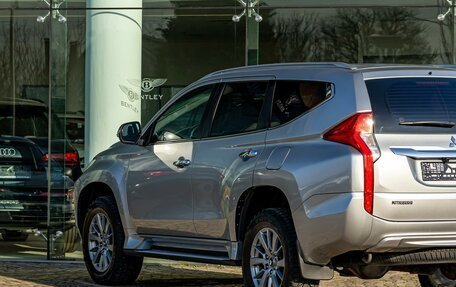 Mitsubishi Pajero Sport III рестайлинг, 2019 год, 2 795 000 рублей, 10 фотография