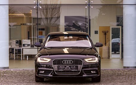 Audi A4, 2015 год, 1 295 000 рублей, 2 фотография