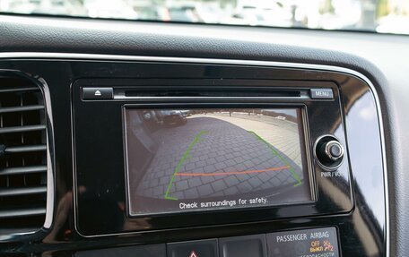 Mitsubishi Outlander III рестайлинг 3, 2014 год, 1 385 000 рублей, 14 фотография