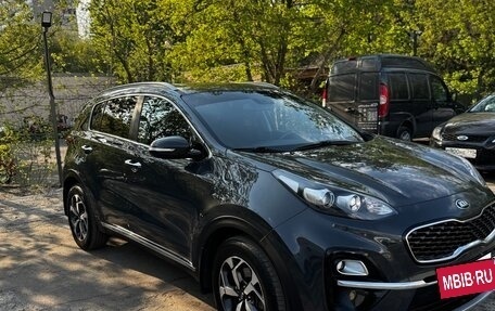 KIA Sportage IV рестайлинг, 2018 год, 2 200 000 рублей, 3 фотография