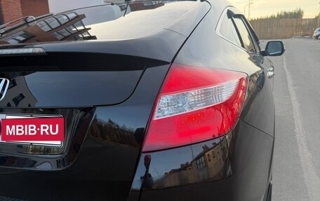 Honda Crosstour I рестайлинг, 2011 год, 1 199 000 рублей, 21 фотография