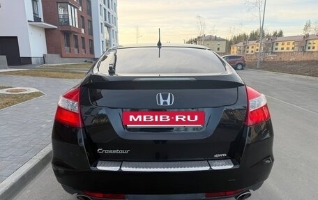 Honda Crosstour I рестайлинг, 2011 год, 1 199 000 рублей, 17 фотография
