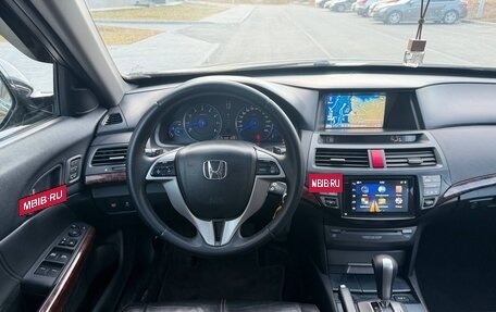 Honda Crosstour I рестайлинг, 2011 год, 1 199 000 рублей, 33 фотография