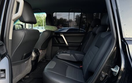 Toyota Land Cruiser Prado 150 рестайлинг 2, 2013 год, 3 400 000 рублей, 7 фотография