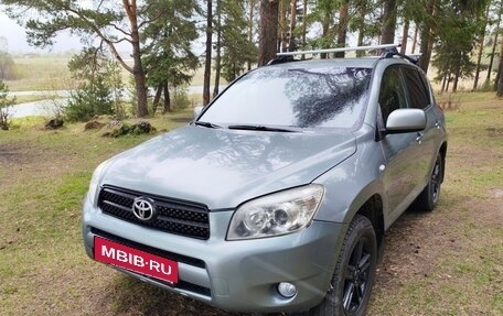 Toyota RAV4, 2007 год, 1 190 000 рублей, 3 фотография