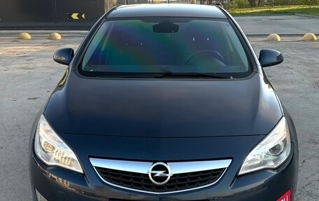 Opel Astra J, 2011 год, 830 000 рублей, 3 фотография