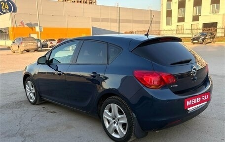 Opel Astra J, 2011 год, 830 000 рублей, 6 фотография