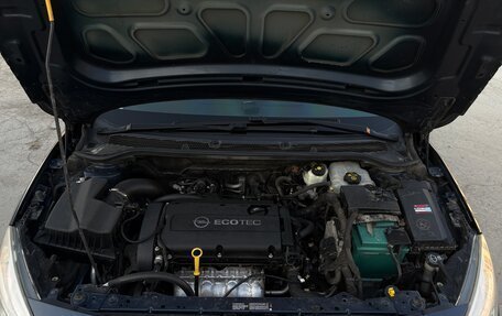 Opel Astra J, 2011 год, 830 000 рублей, 19 фотография