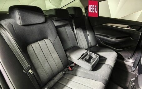Mazda 6, 2020 год, 2 800 000 рублей, 17 фотография