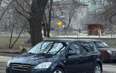 KIA cee'd I рестайлинг, 2008 год, 410 000 рублей, 1 фотография