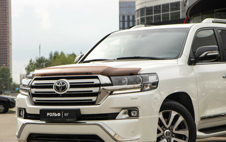Toyota Land Cruiser 200, 2017 год, 7 398 000 рублей, 22 фотография
