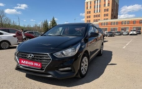 Hyundai Solaris II рестайлинг, 2017 год, 1 300 000 рублей, 6 фотография