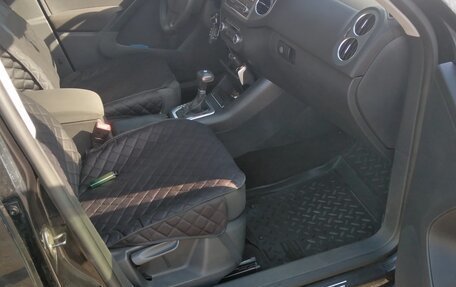 Volkswagen Tiguan I, 2010 год, 850 000 рублей, 6 фотография