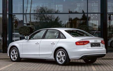 Audi A4, 2015 год, 1 325 000 рублей, 4 фотография