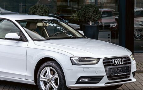 Audi A4, 2015 год, 1 325 000 рублей, 9 фотография